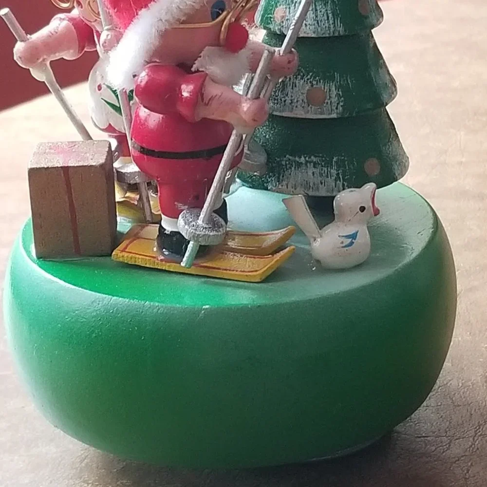 RARE VINTAGE GERMAN ERZGEBIRGISCHE STEINBACH CHRISTMAS ROTATING WOOD MUSIC BOX
